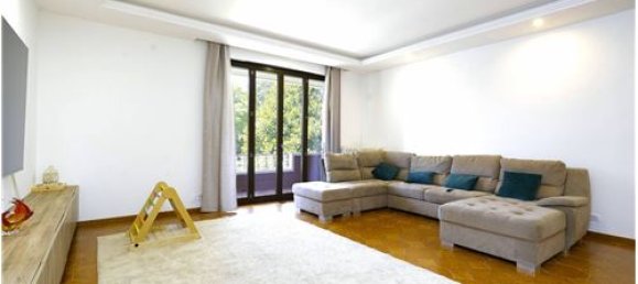 6 bedrooms Villa in Arcore, Italy No. 290173 7