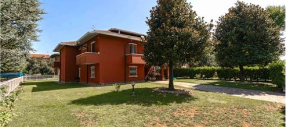 6 bedrooms Villa in Arcore, Italy No. 290173 4