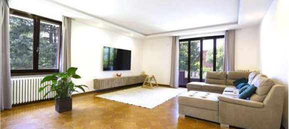 6 bedrooms Villa in Arcore, Italy No. 290173 6