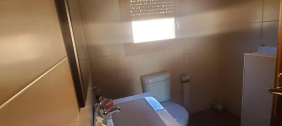 3 bedrooms House in Zaragoza, Spain No. 162239 14