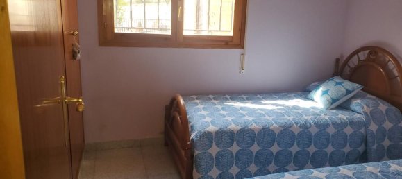 3 bedrooms House in Zaragoza, Spain No. 162239 8