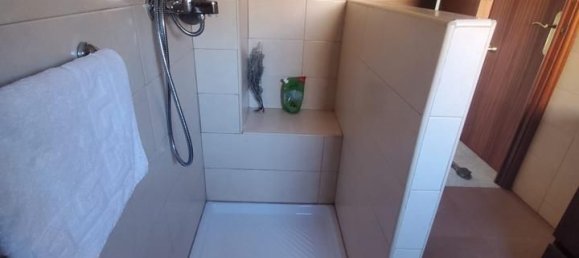 3 bedrooms House in Zaragoza, Spain No. 162239 2