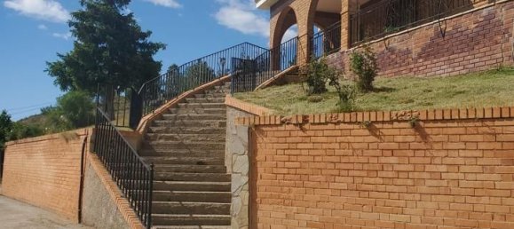 3 bedrooms House in Zaragoza, Spain No. 162239 12