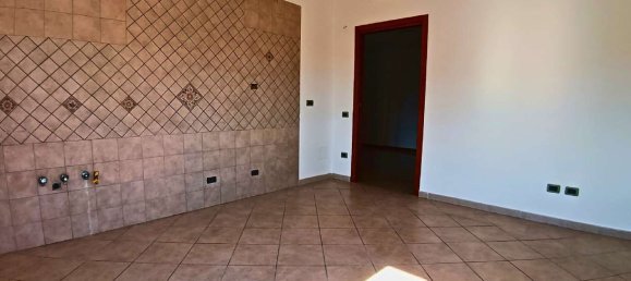 4-Zimmer Wohnung in Nocera Inferiore, Italy, Nr. 269187 8