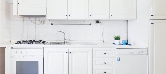 1 bedroom Apartment in Rome, Italy No. 377721 9