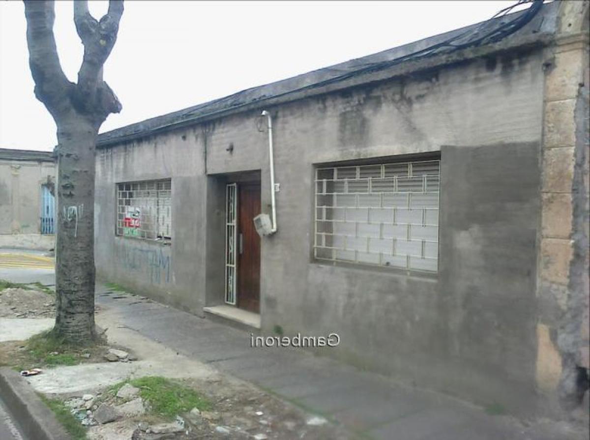 3 bedrooms House in Montevideo, Uruguay No. 3280