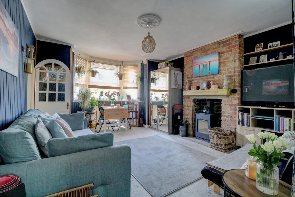 2 bedrooms Apartment in Folkestone, United Kingdom No. 10939