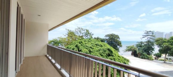 1 bedroom Condo in Pattaya, Thailand No. 12123 4