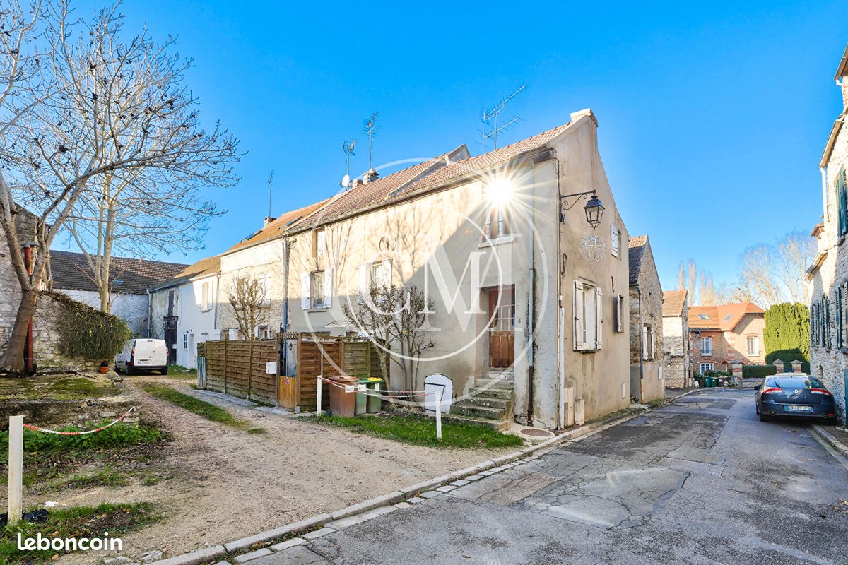 1 bedroom Townhouse in Davron, France No. 165145