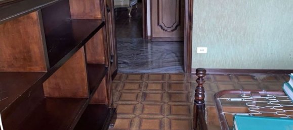 6 rooms Apartment in Alessandria, Italy No. 51427 3