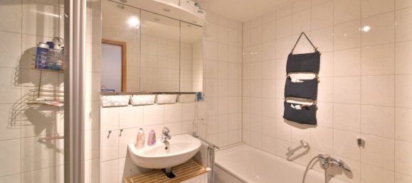 3 Schlafzimmer Doppelhaus in Ludwigsburg, Germany, Nr. 24262 7