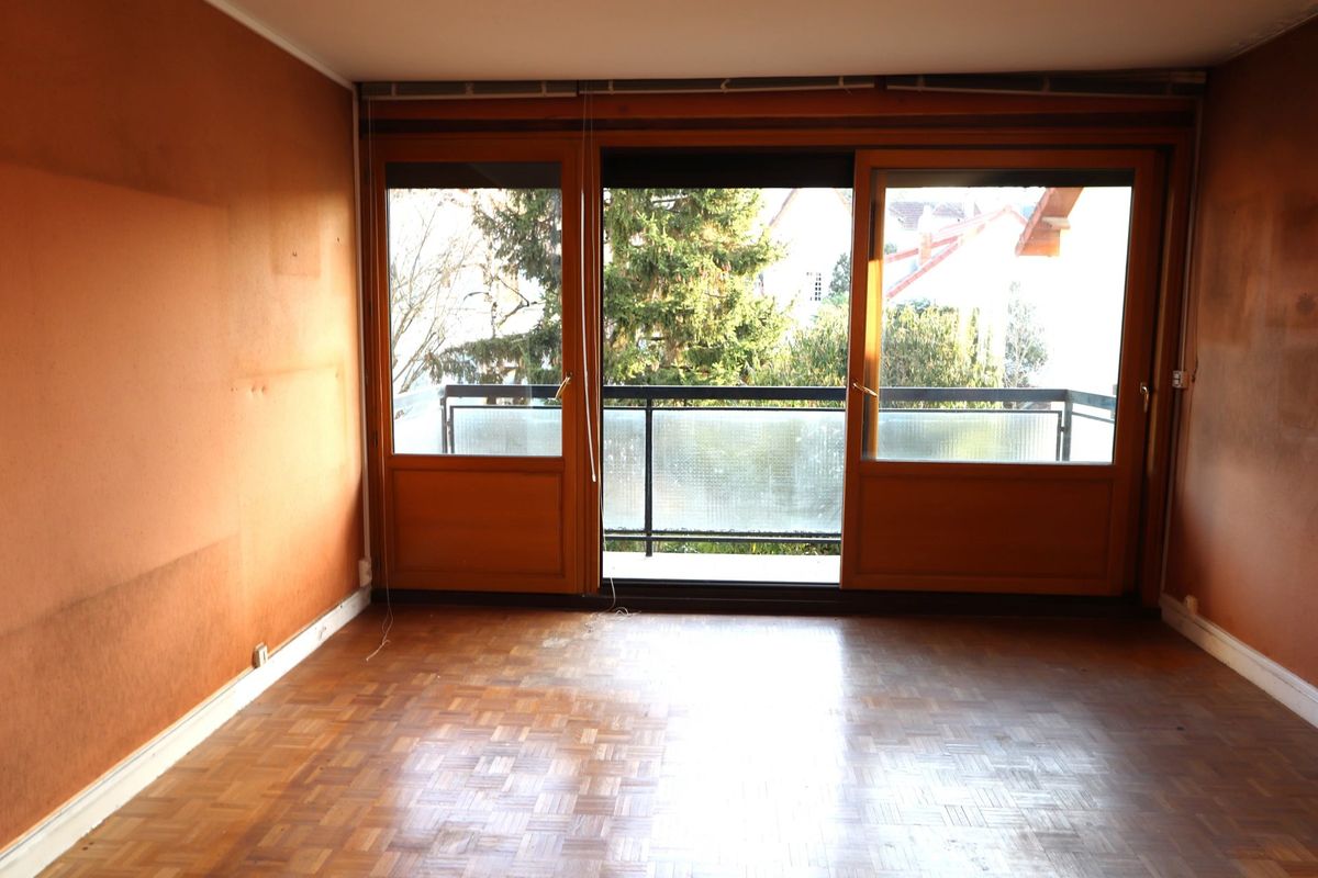 2 bedrooms Apartment in Sceaux, France No. 133337