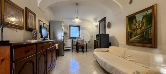 Дом с 6 комнатами в Кьяверано, Италия № 119256 22