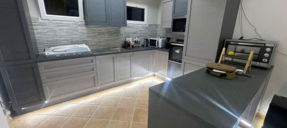 3-salle Villa à Palermo, Italy No. 305272 4