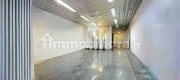 Офис с 5 комнатами в Генуя, Италия № 36442 4