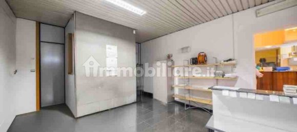 Офис с 5 комнатами в Генуя, Италия № 36442 23