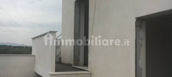 Квартира с 4 спальнями в Формия, Италия № 69563 3