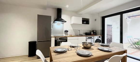 5 bedrooms Building in Valenciennes, France No. 94629 2