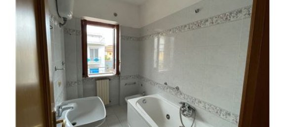 2 Schlafzimmer Wohnung in San Giorgio del Sannio, Italy, Nr. 275943 8
