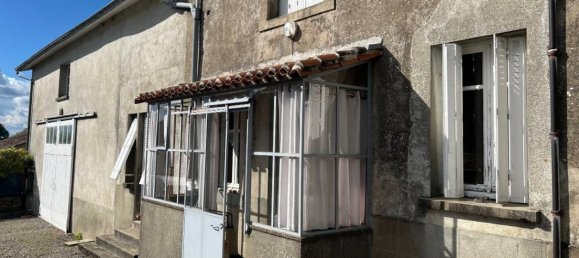 3 bedrooms House in Brigueuil, France No. 208431 3