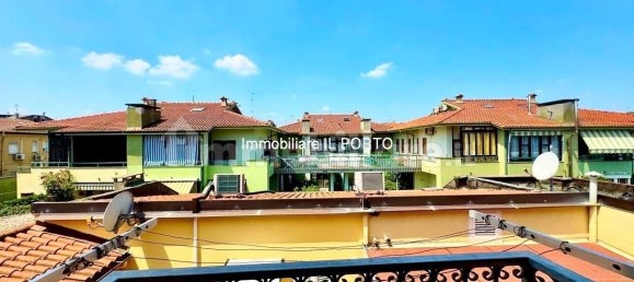 1 bedroom Apartment in Comacchio, Italy No. 64141 5