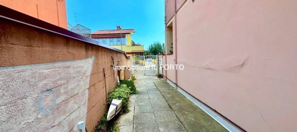 1 bedroom Apartment in Comacchio, Italy No. 64141 13