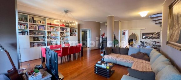 4 bedrooms Penthouse in Monza, Italy No. 316337 2