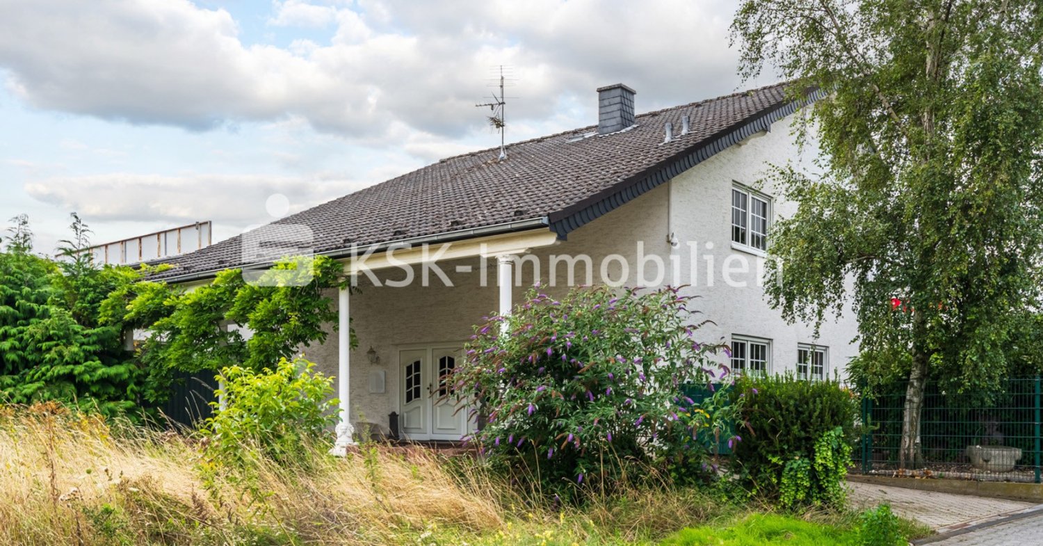 Casa de 3 dormitorios en Rhein-Sieg, Germany No. 148369