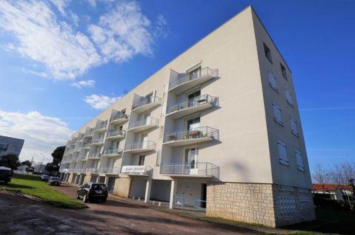 Condominio de 2 dormitorios en Royan, France No. 36622