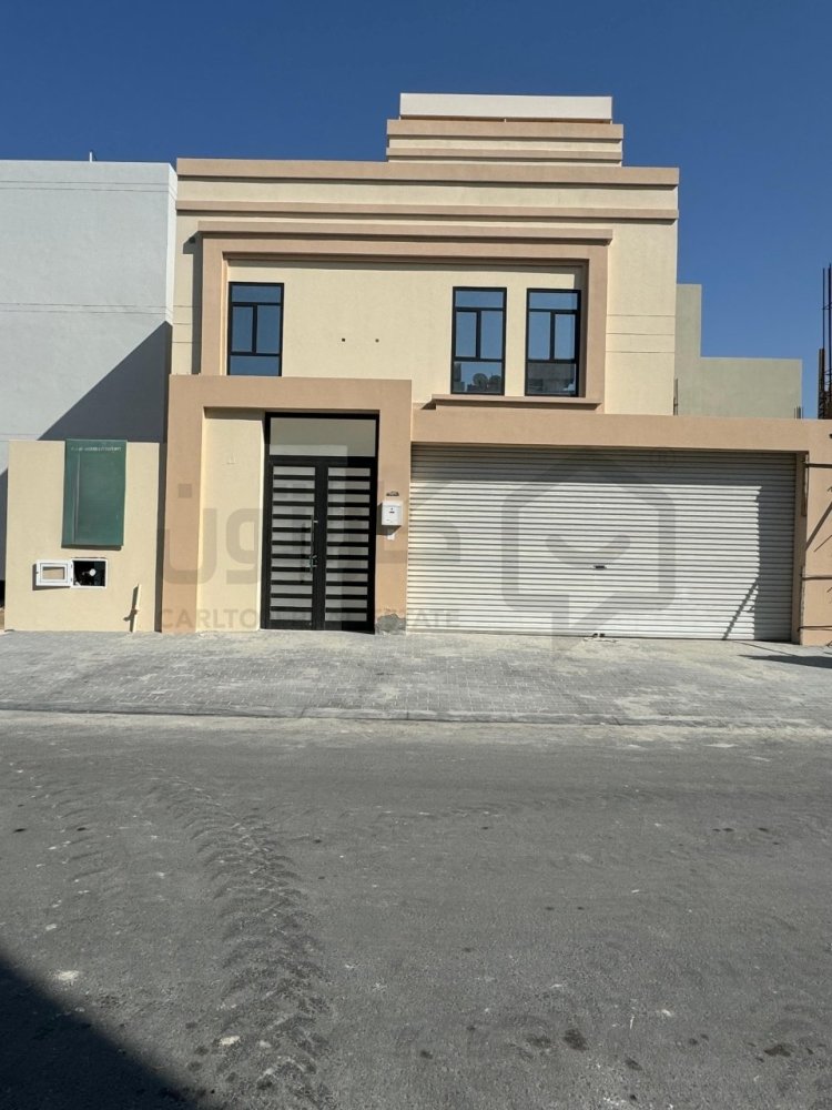 Вилла с 4 спальнями в Хамад, Бахрейн № 1061