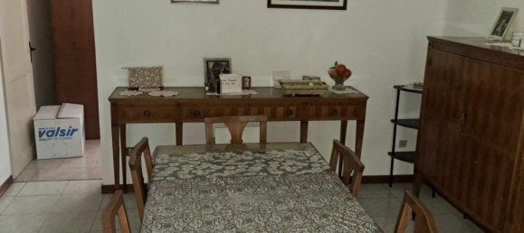 4-salle Appartement à Ravenna, Italy No. 8717 3