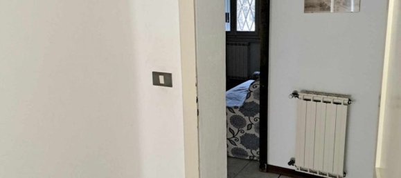 4-salle Appartement à Ravenna, Italy No. 8717 7