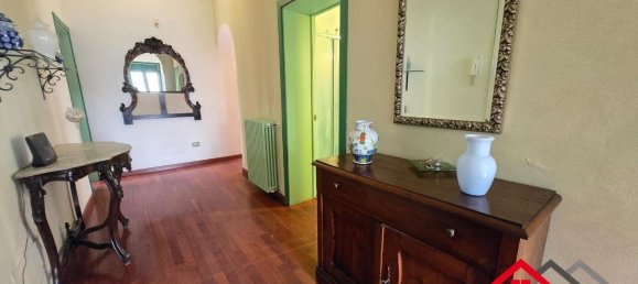 4 bedrooms Duplex in Pisa, Italy No. 70311 2
