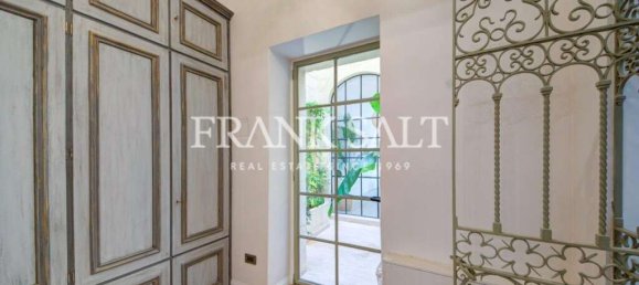 Adosado de 7 dormitorios en Sliema, Malta No. 7408 6