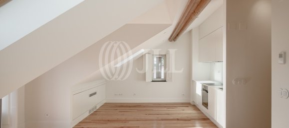 6 bedrooms Building in Sintra, Portugal No. 122010 26