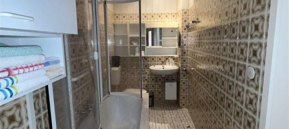 Casa de 4 habitaciónes en Donnersbergkreis, Germany No. 13102 42