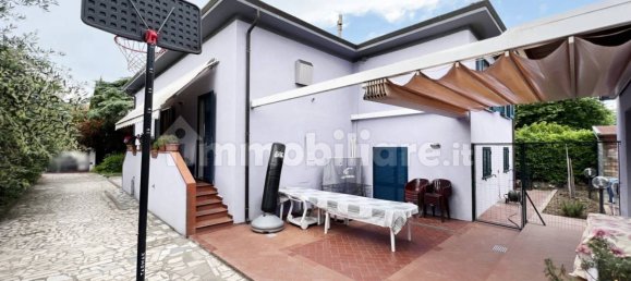 Villa de 3 dormitorios en Cascina, Italy No. 120675 4