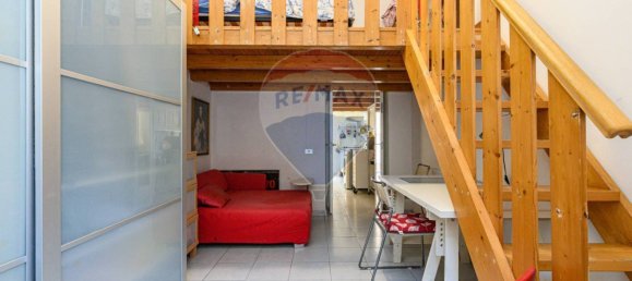 Studio in Rome, Italy No. 274211 3