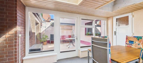 3 bedrooms Townhouse in Salzlandkreis, Germany No. 285276 2