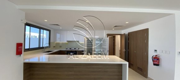 4 bedrooms Townhouse in Yas Island, UAE No. 29786 4