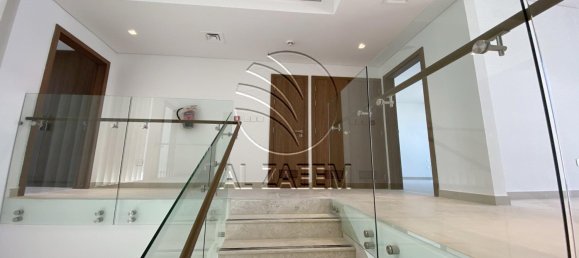 4 bedrooms Townhouse in Yas Island, UAE No. 29786 12