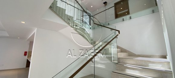 4 bedrooms Townhouse in Yas Island, UAE No. 29786 13