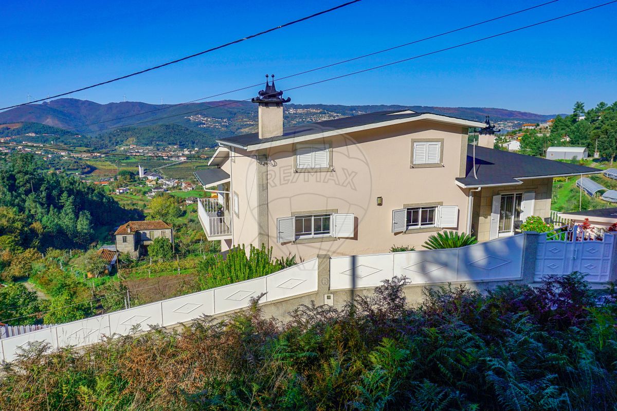 4 bedrooms House in Castelo de Paiva, Portugal No. 46612