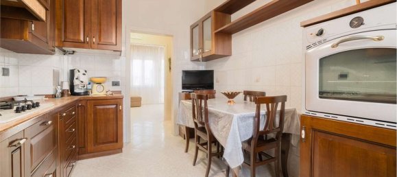 3 bedrooms Apartment in Carpi, Italy No. 370221 6