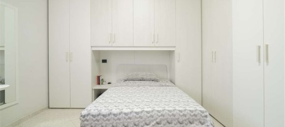 3 bedrooms Apartment in Carpi, Italy No. 370221 34