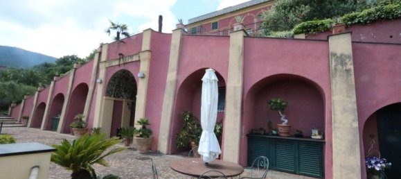 Квартира с 4 комнатами в Генуя, Италия № 2096 15