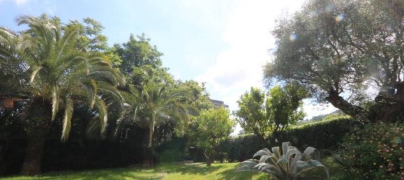 Квартира с 4 комнатами в Генуя, Италия № 2096 28