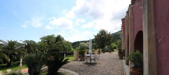 Квартира с 4 комнатами в Генуя, Италия № 2096 12