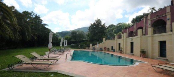 Квартира с 4 комнатами в Генуя, Италия № 2096 37