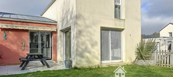 Casa de 3 dormitorios en Donges, France No. 98407 16